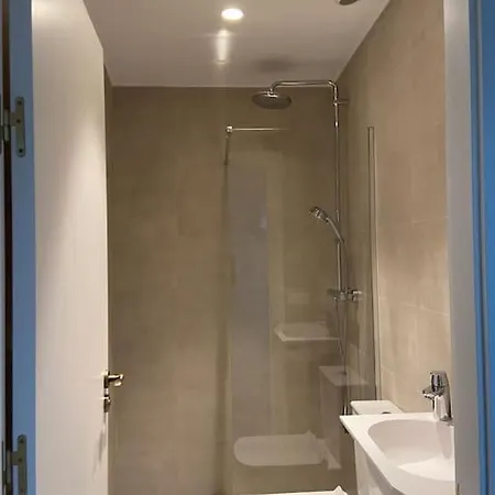 Apq - Apto 5b - Puerto Deportivo Apartment